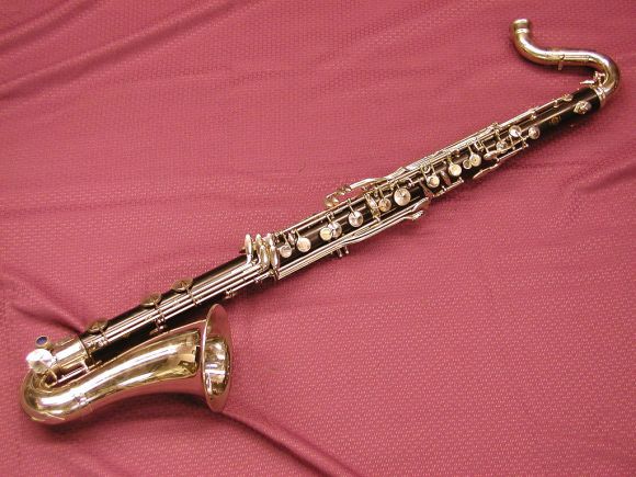 1024px-Bass_Clarinet